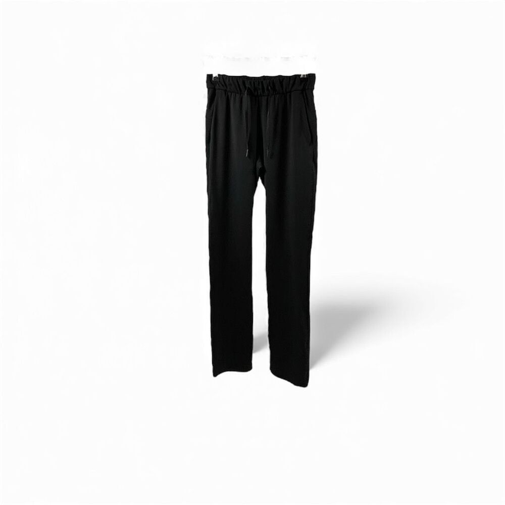 Lululemon on The Fly Pants in Black Size 2